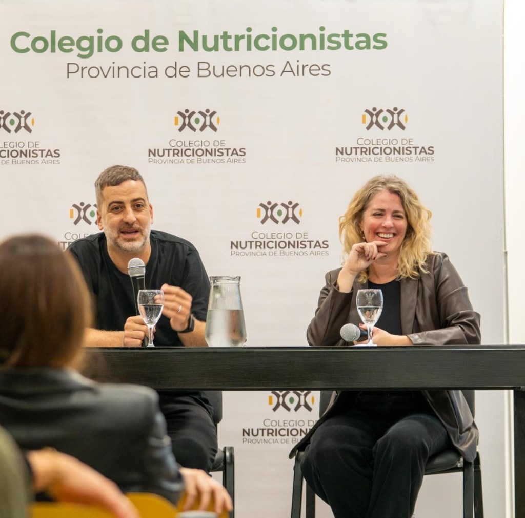 Antes del Mundial,  Luciano Spena brindó una charla en el Colegio de Nutricionistas