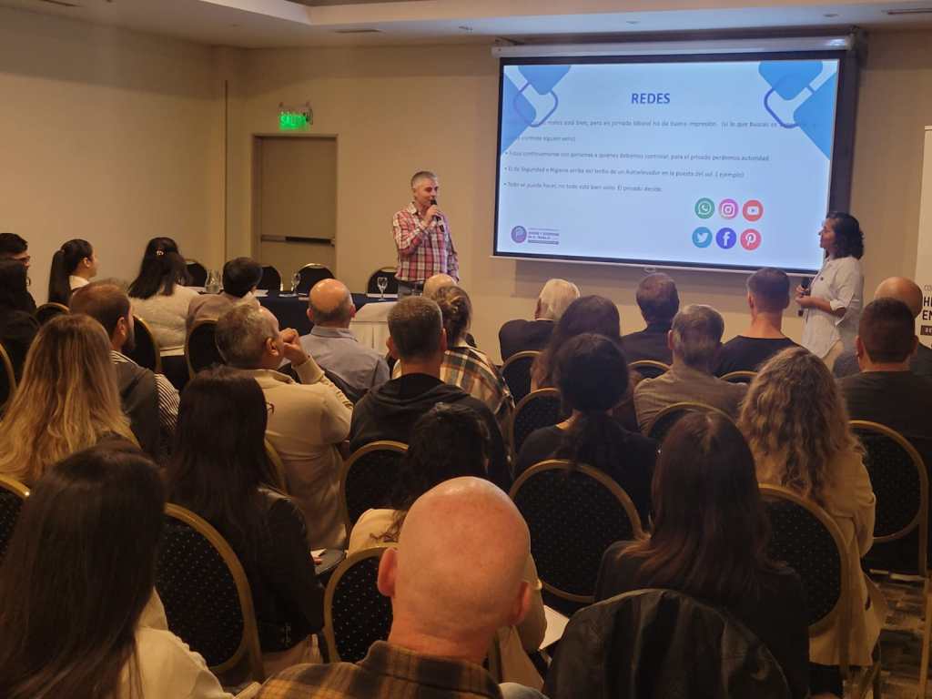 Bahía Blanca fue sede de una jornada clave sobre Higiene, Seguridad e innovación profesional